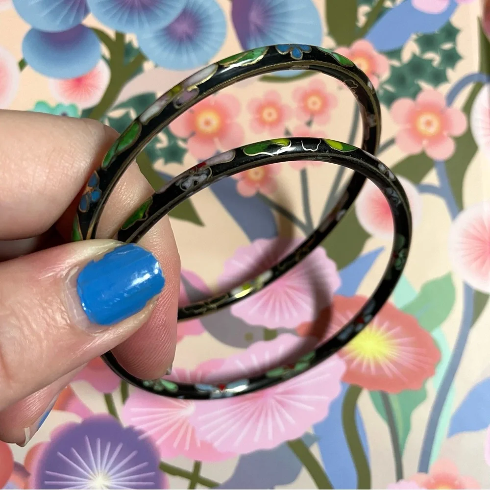 Two vintage cloisonné enamel bangle bracelets black w/ flowers & gold accents
